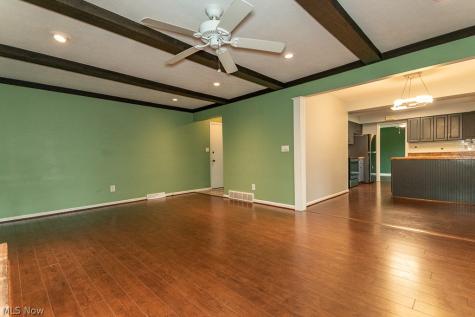 5223 Chickadee Lane Lyndhurst OH 44124