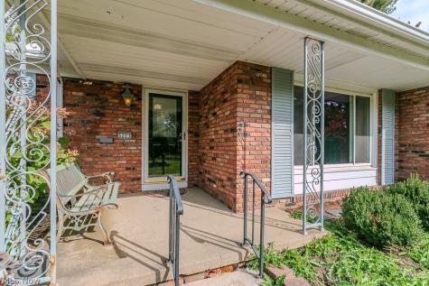 5223 Chickadee Lane Lyndhurst OH 44124