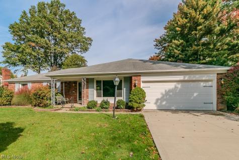 5223 Chickadee Lane Lyndhurst OH 44124