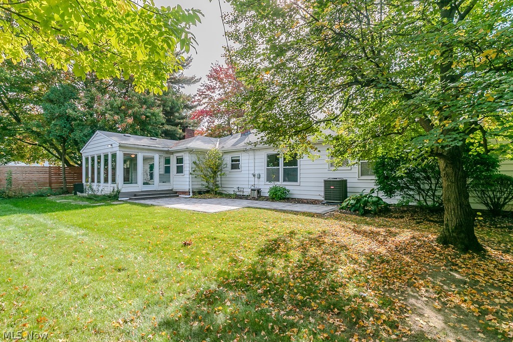 5223 Chickadee Lane Lyndhurst OH 44124