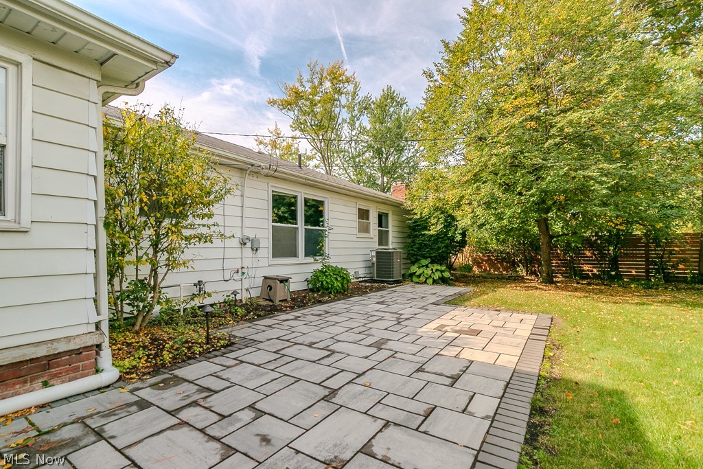 5223 Chickadee Lane Lyndhurst OH 44124