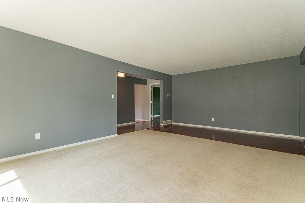 5223 Chickadee Lane Lyndhurst OH 44124