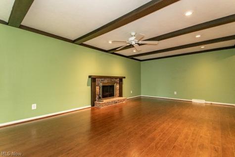 5223 Chickadee Lane Lyndhurst OH 44124