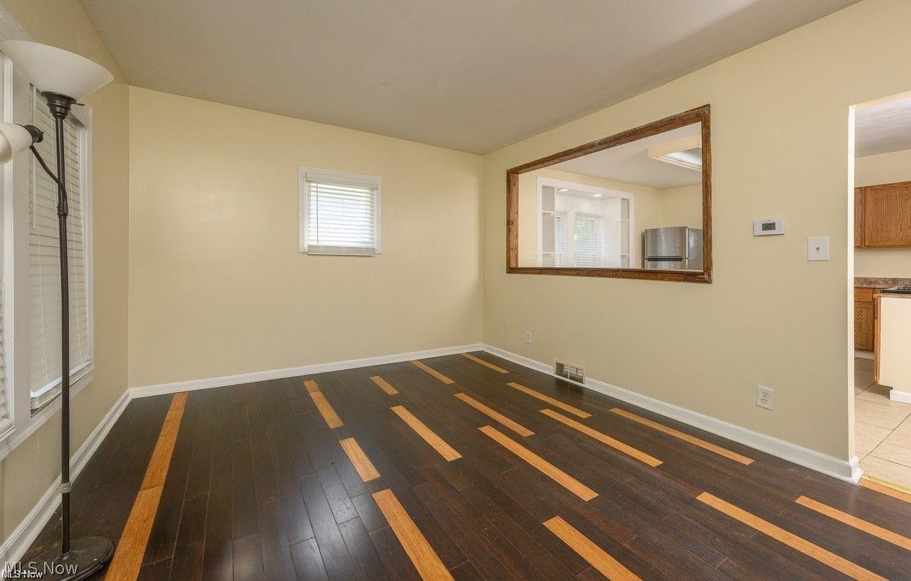 1838 Ford Avenue Akron OH 44305