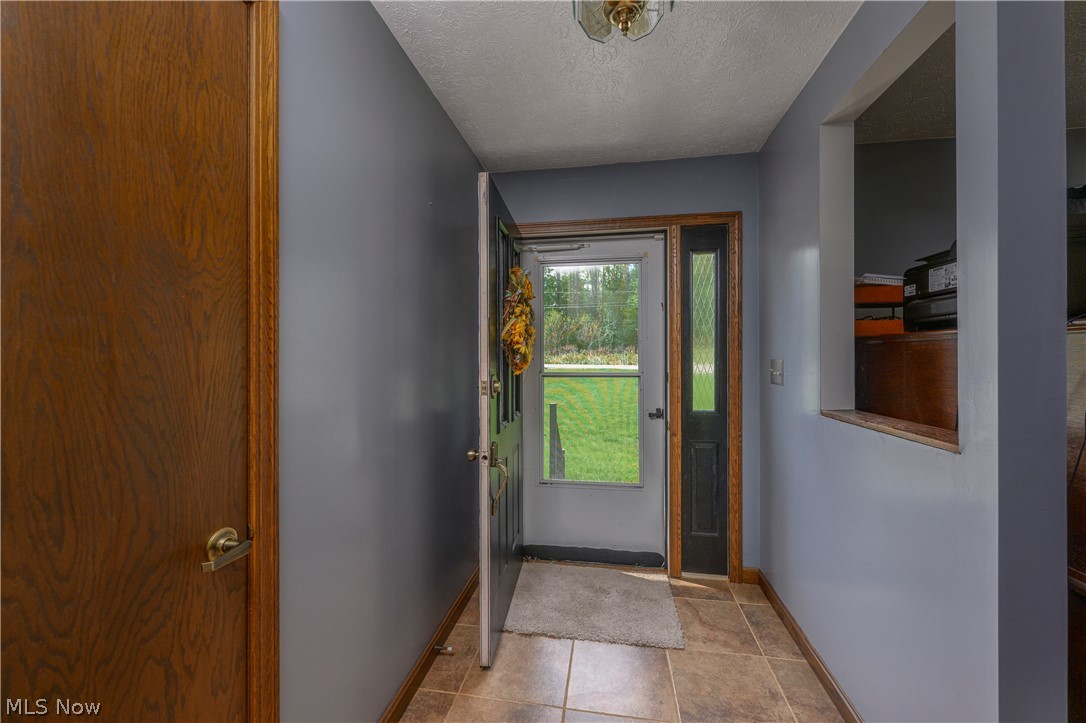 2677 Summit Road Akron OH 44321
