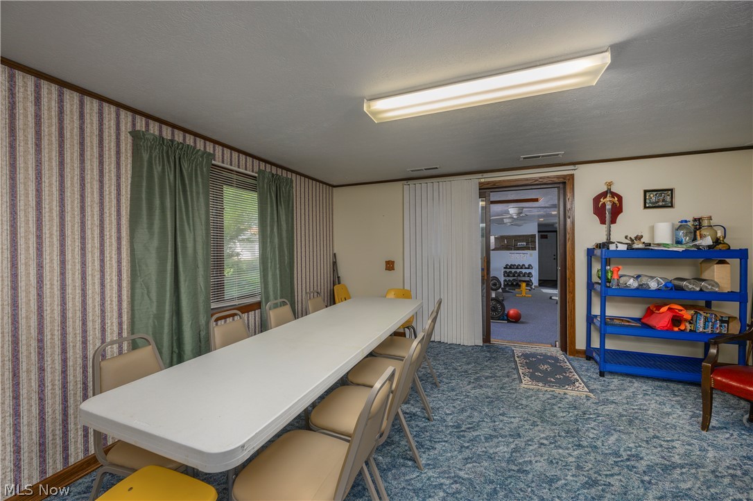 2677 Summit Road Akron OH 44321