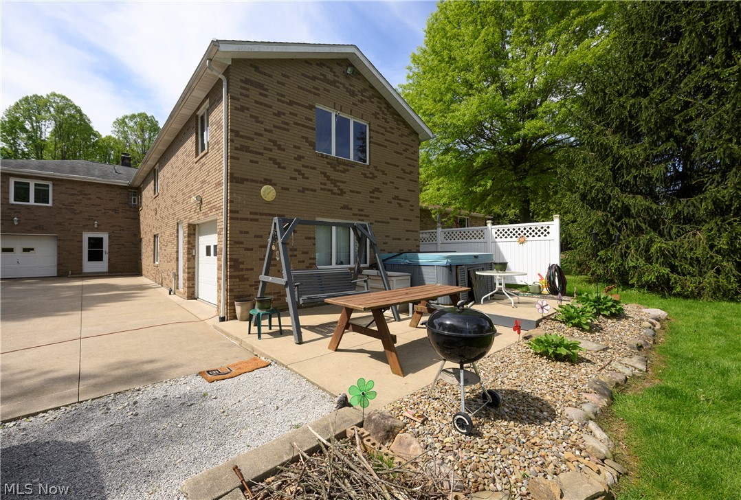 2677 Summit Road Akron OH 44321