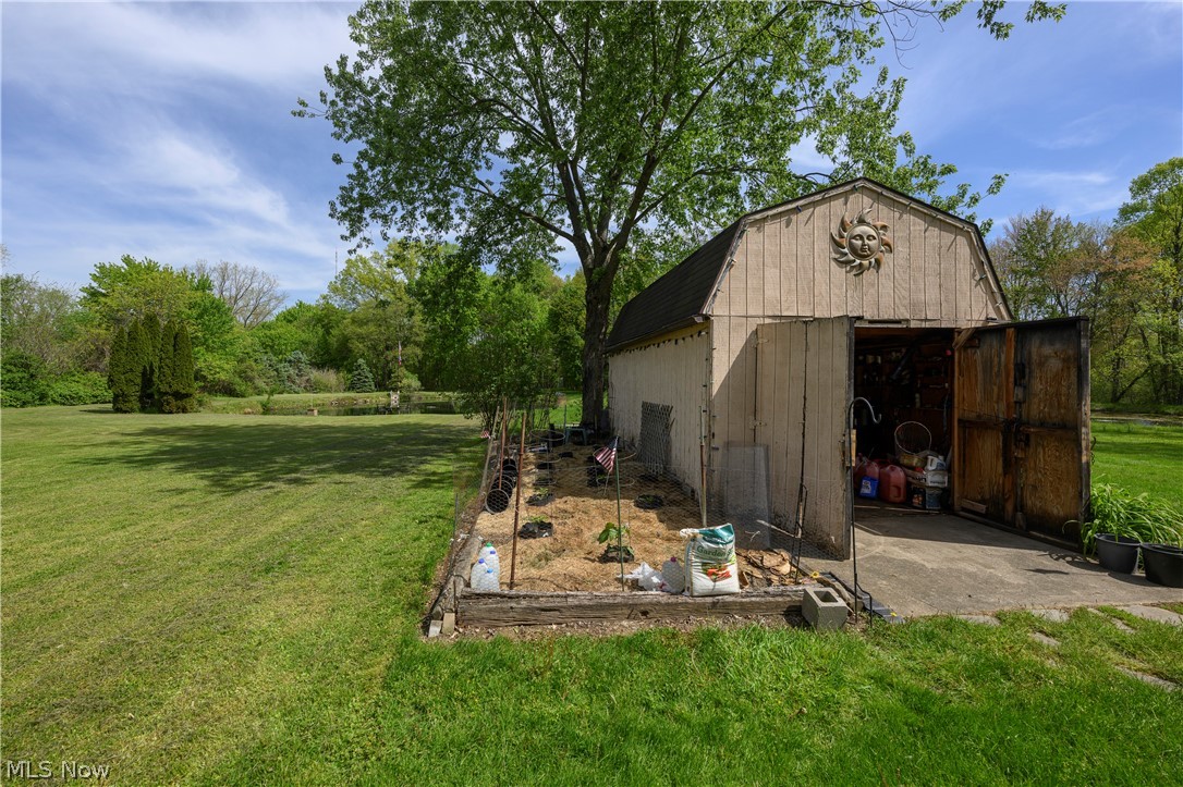 2677 Summit Road Akron OH 44321
