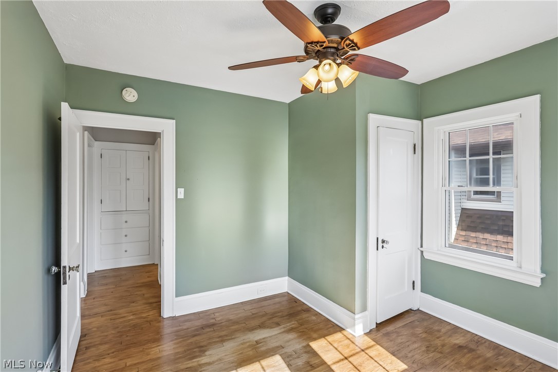 1674 Victoria Avenue Lakewood OH 44107