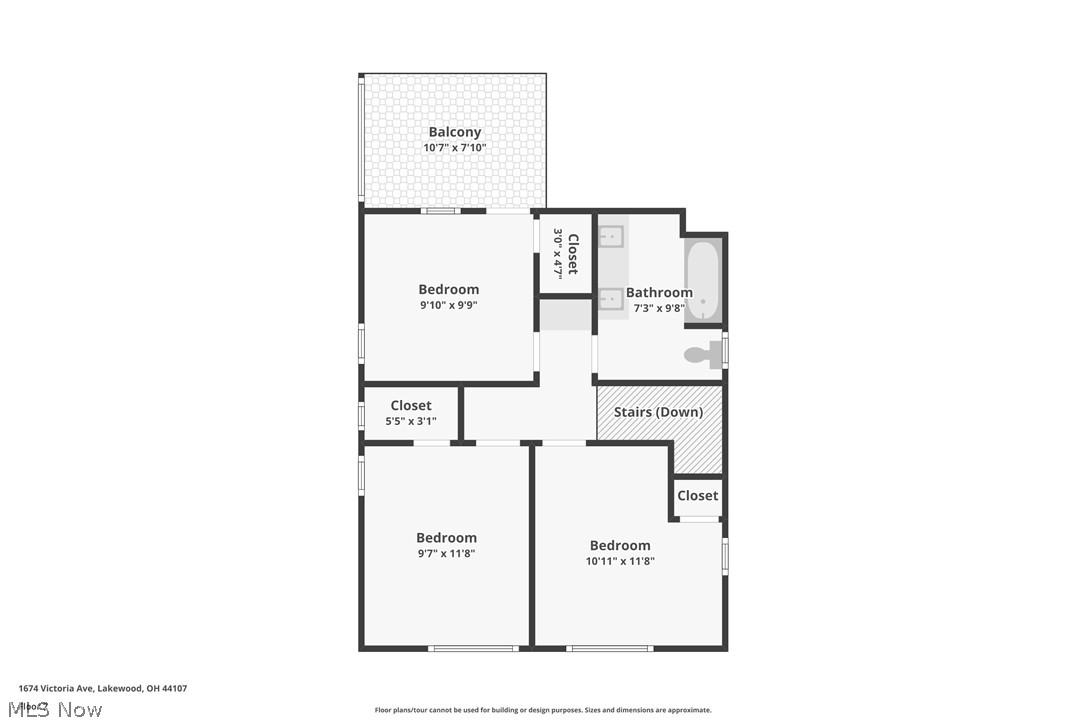 1674 Victoria Avenue Lakewood OH 44107