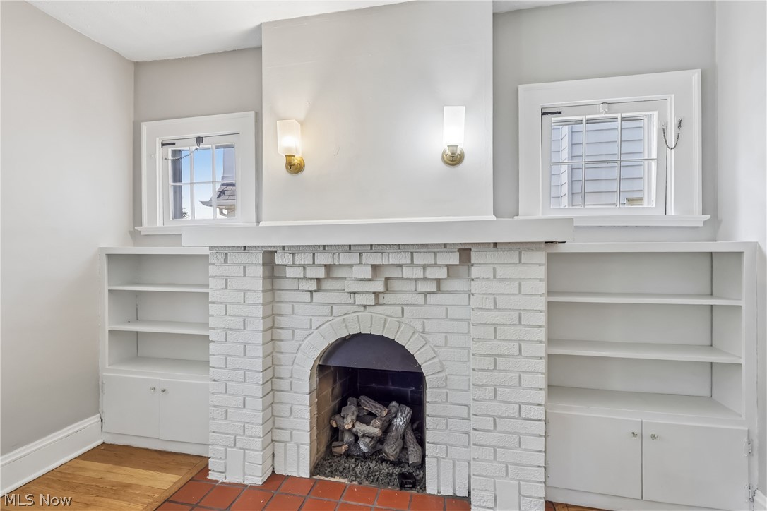 1674 Victoria Avenue Lakewood OH 44107