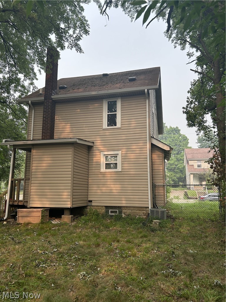1012 Kling Street Akron OH 44301