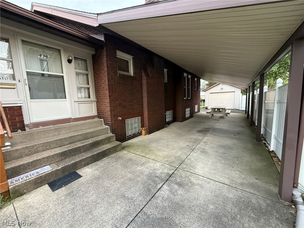 410 E 2nd Street Dover OH 44622