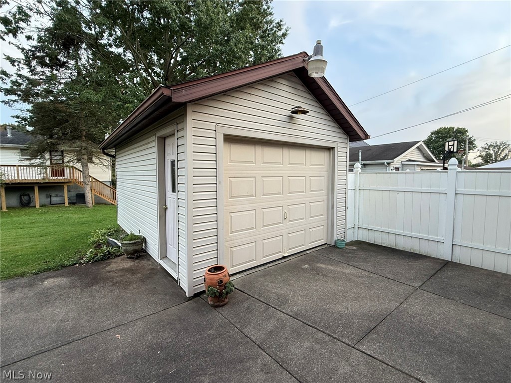 410 E 2nd Street Dover OH 44622