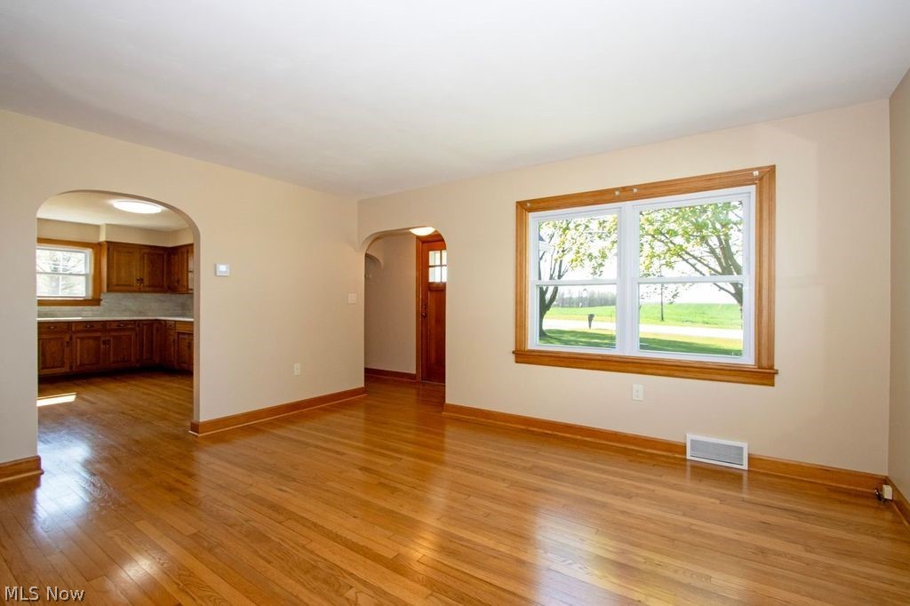 8633 Ashland Road Wooster OH 44691