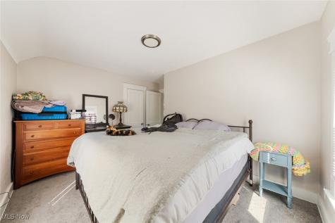 9902 Zimmer Avenue Cleveland OH 44102