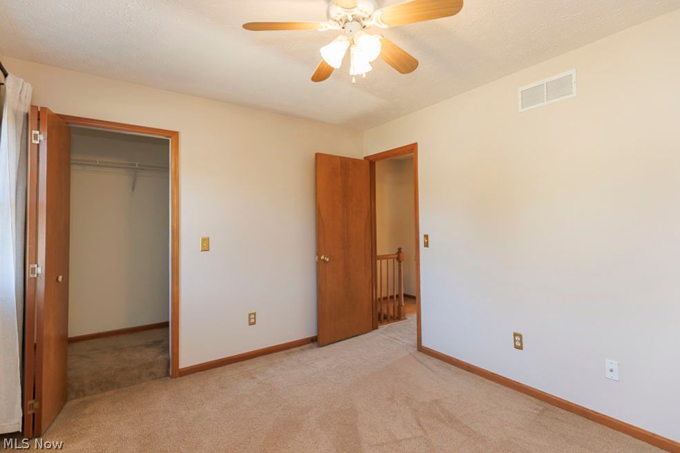 125 Queen Anne Circle Elyria OH 44035