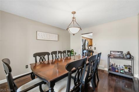 30019 Wellington Drive North Olmsted OH 44070