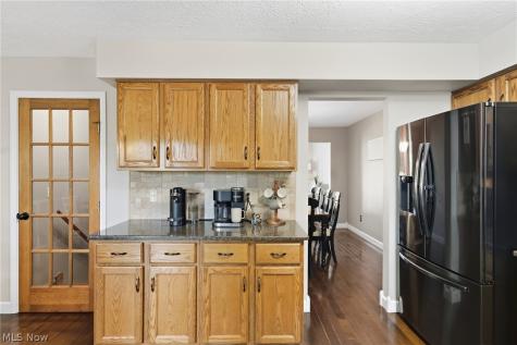 30019 Wellington Drive North Olmsted OH 44070