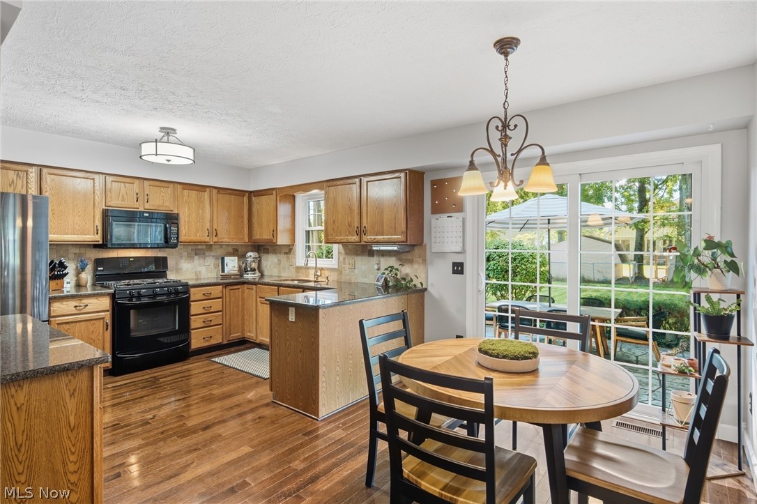 30019 Wellington Drive North Olmsted OH 44070