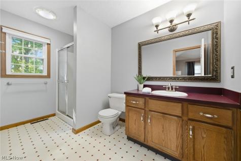30019 Wellington Drive North Olmsted OH 44070
