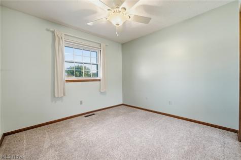 30019 Wellington Drive North Olmsted OH 44070