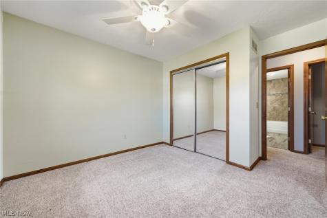 30019 Wellington Drive North Olmsted OH 44070