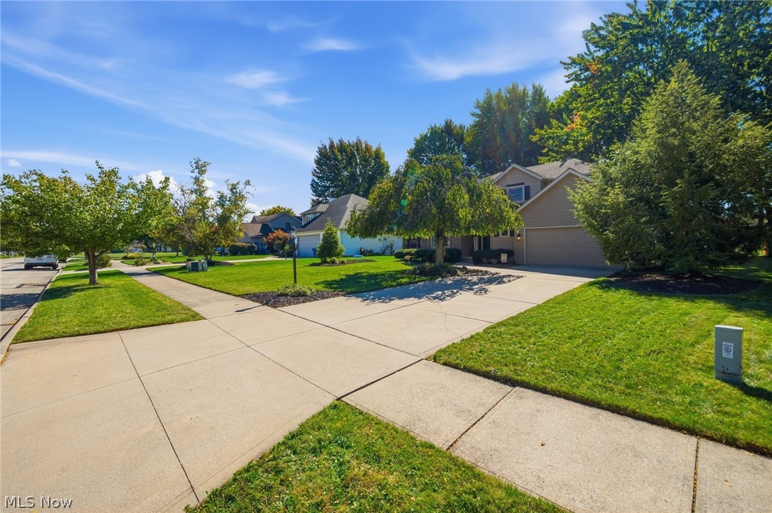 30019 Wellington Drive North Olmsted OH 44070
