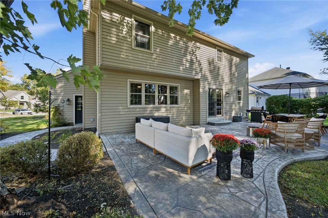 30019 Wellington Drive North Olmsted OH 44070