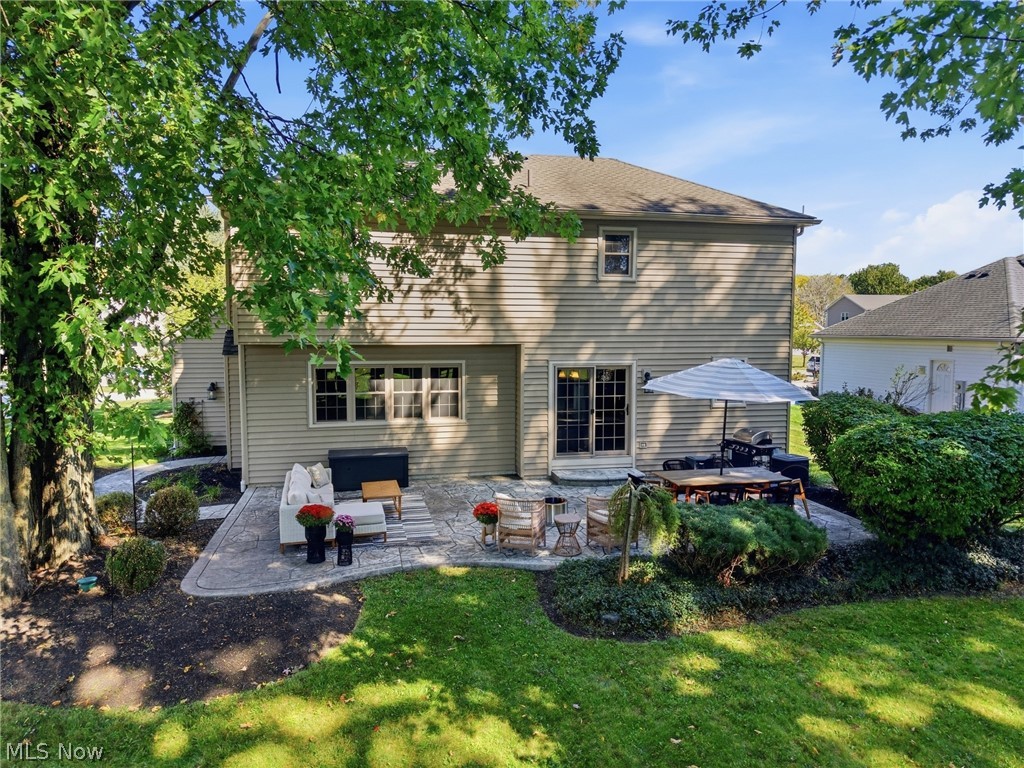 30019 Wellington Drive North Olmsted OH 44070