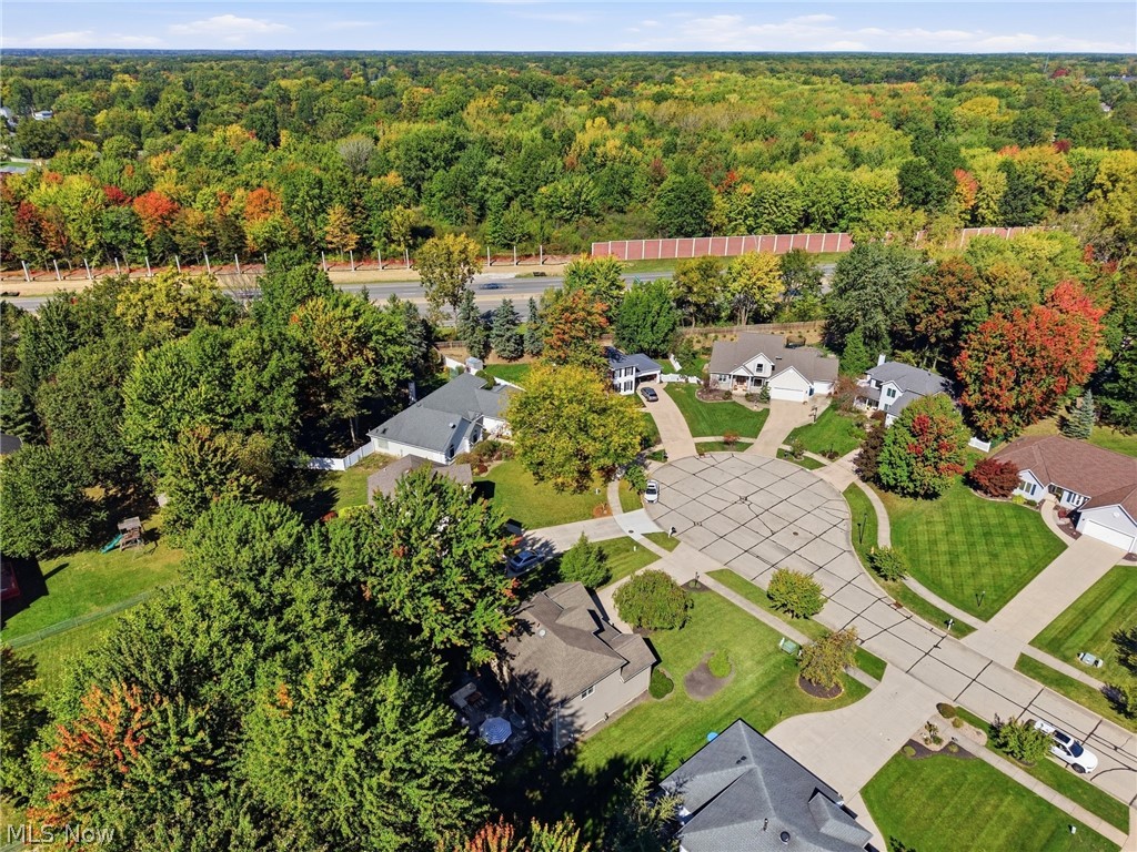 30019 Wellington Drive North Olmsted OH 44070