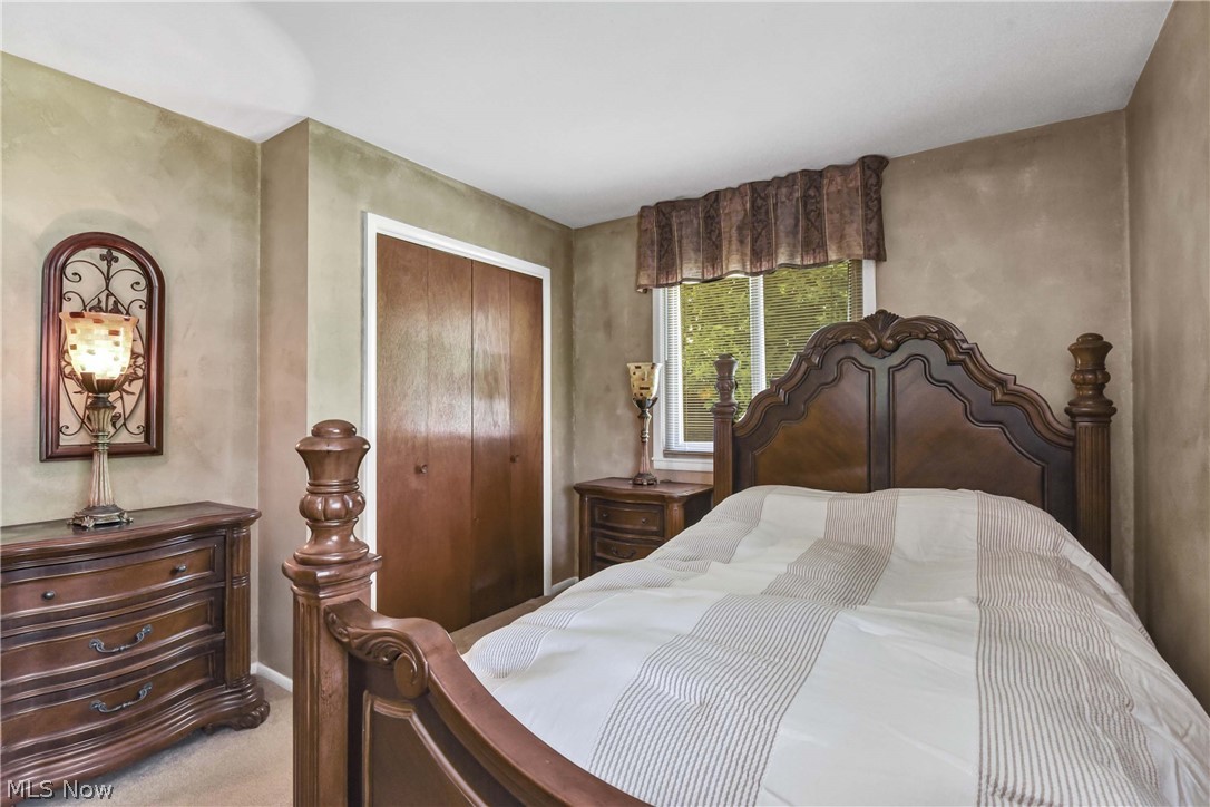 6518 Maplehurst Road North Olmsted OH 44070
