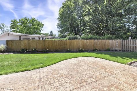 6518 Maplehurst Road North Olmsted OH 44070