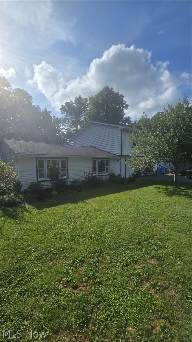 12775 Vincent Drive Mantua OH 44255