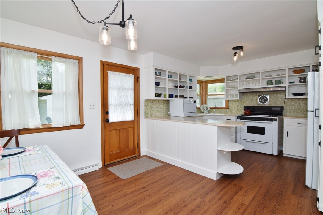 906 Davis Avenue Cuyahoga Falls OH 44221