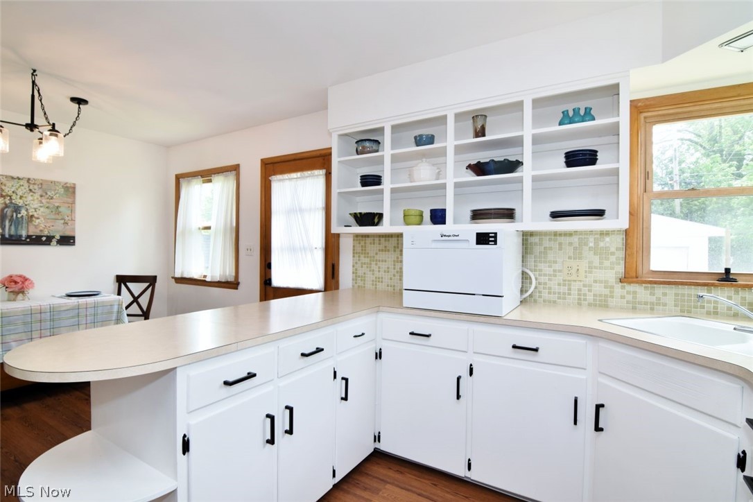 906 Davis Avenue Cuyahoga Falls OH 44221
