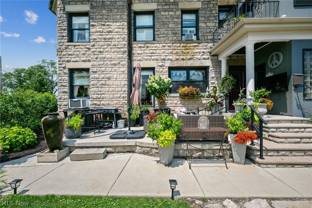 504 E Perry Street Port Clinton OH 43452