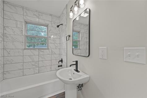 539 Figueroa Place SE Canton OH 44707