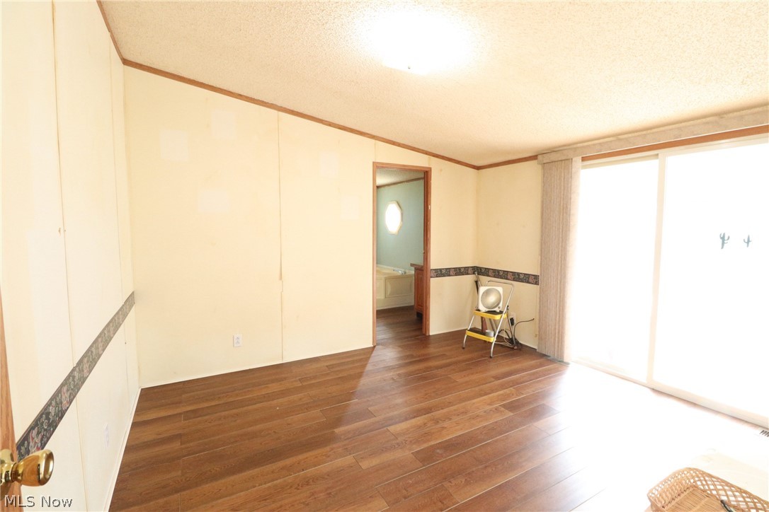 104 Russell Avenue Creston OH 44217