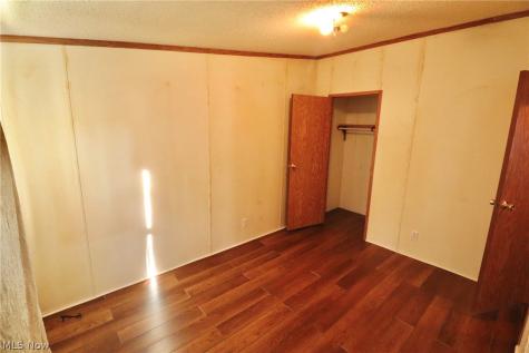 104 Russell Avenue Creston OH 44217