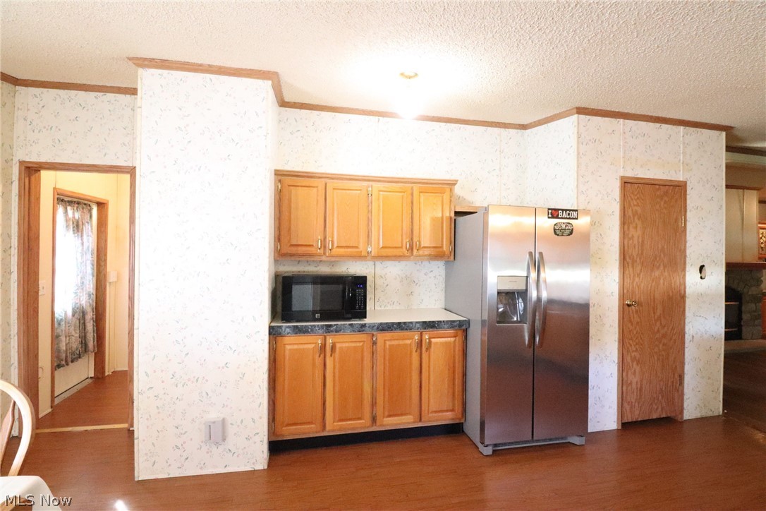 104 Russell Avenue Creston OH 44217