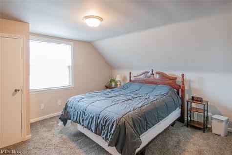 2447 24th Street Cuyahoga Falls OH 44223