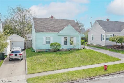 2447 24th Street Cuyahoga Falls OH 44223