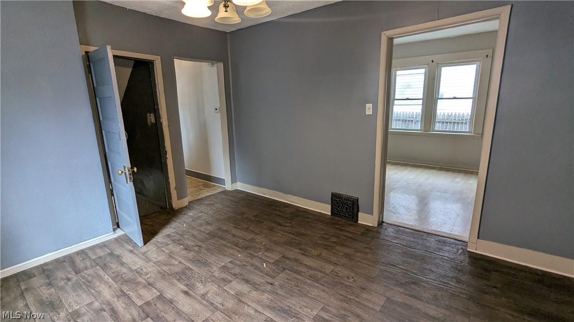 379 Homestead Street Akron OH 44306