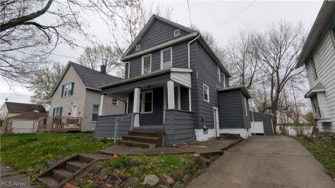 379 Homestead Street Akron OH 44306