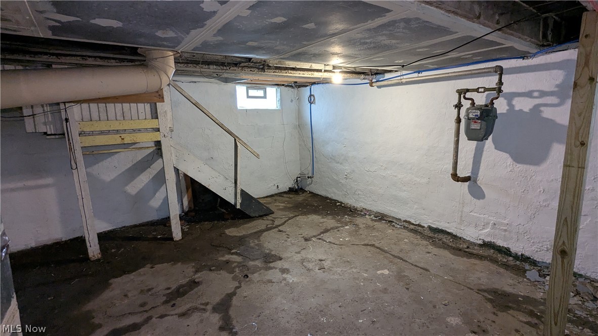 379 Homestead Street Akron OH 44306