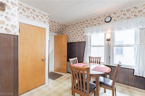 4512 Alpha Avenue Cleveland OH 44105