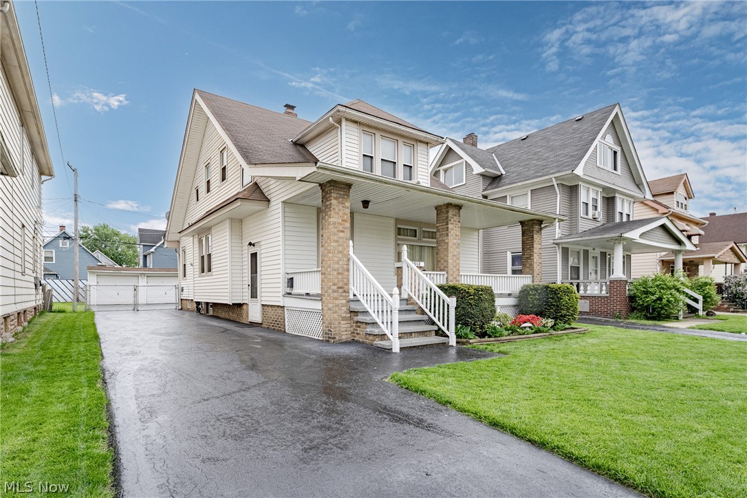 4512 Alpha Avenue Cleveland OH 44105