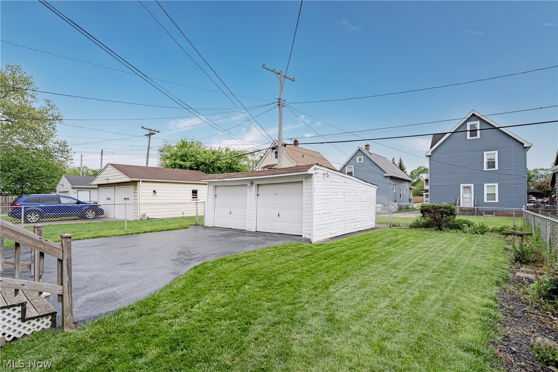 4512 Alpha Avenue Cleveland OH 44105