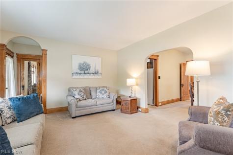4512 Alpha Avenue Cleveland OH 44105